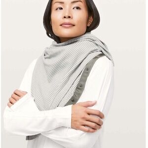 LULULEMON VINYASA SCARF - ANGEL WING SOOT HYPERSTRIPE